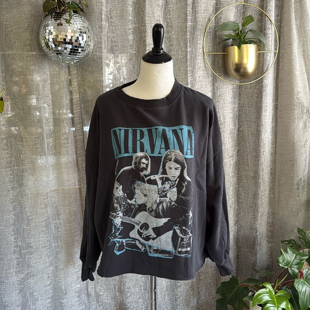 Nirvana sweater
